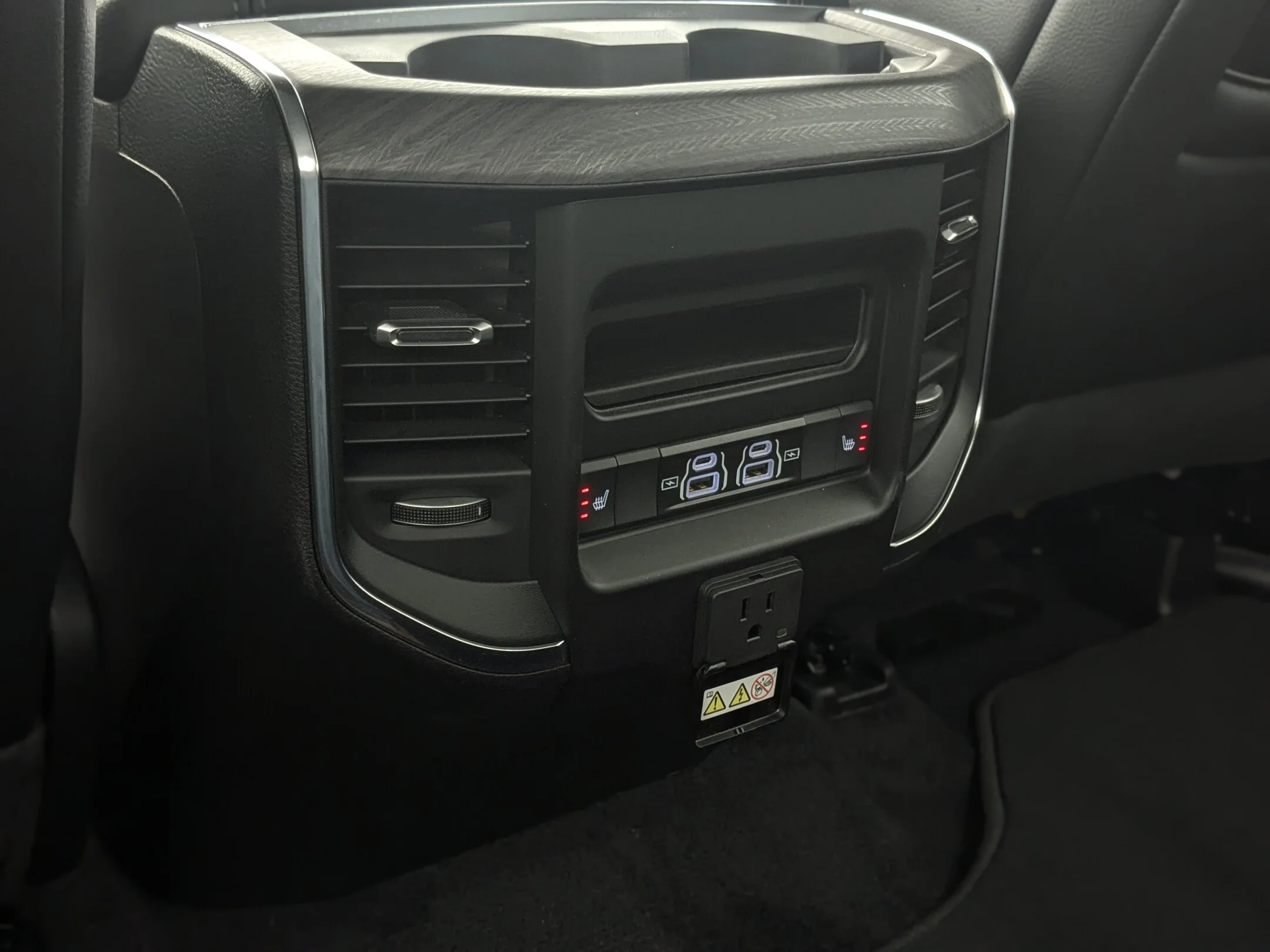 Used 2026 Black RAM Laramie - - 4x4 - Night Edition - Laramie Level II - Dual Pane Sunroof - Power Boards & More! image 28