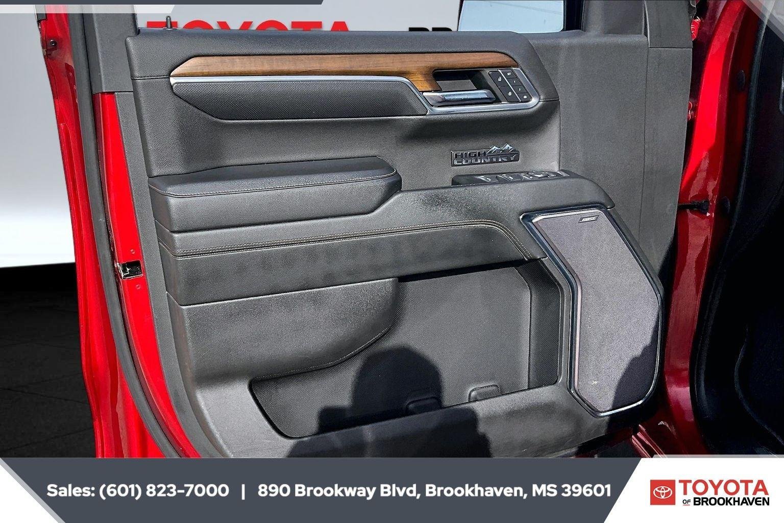 Used 2023 Radiant Red Tintcoat Chevrolet High Country image 17