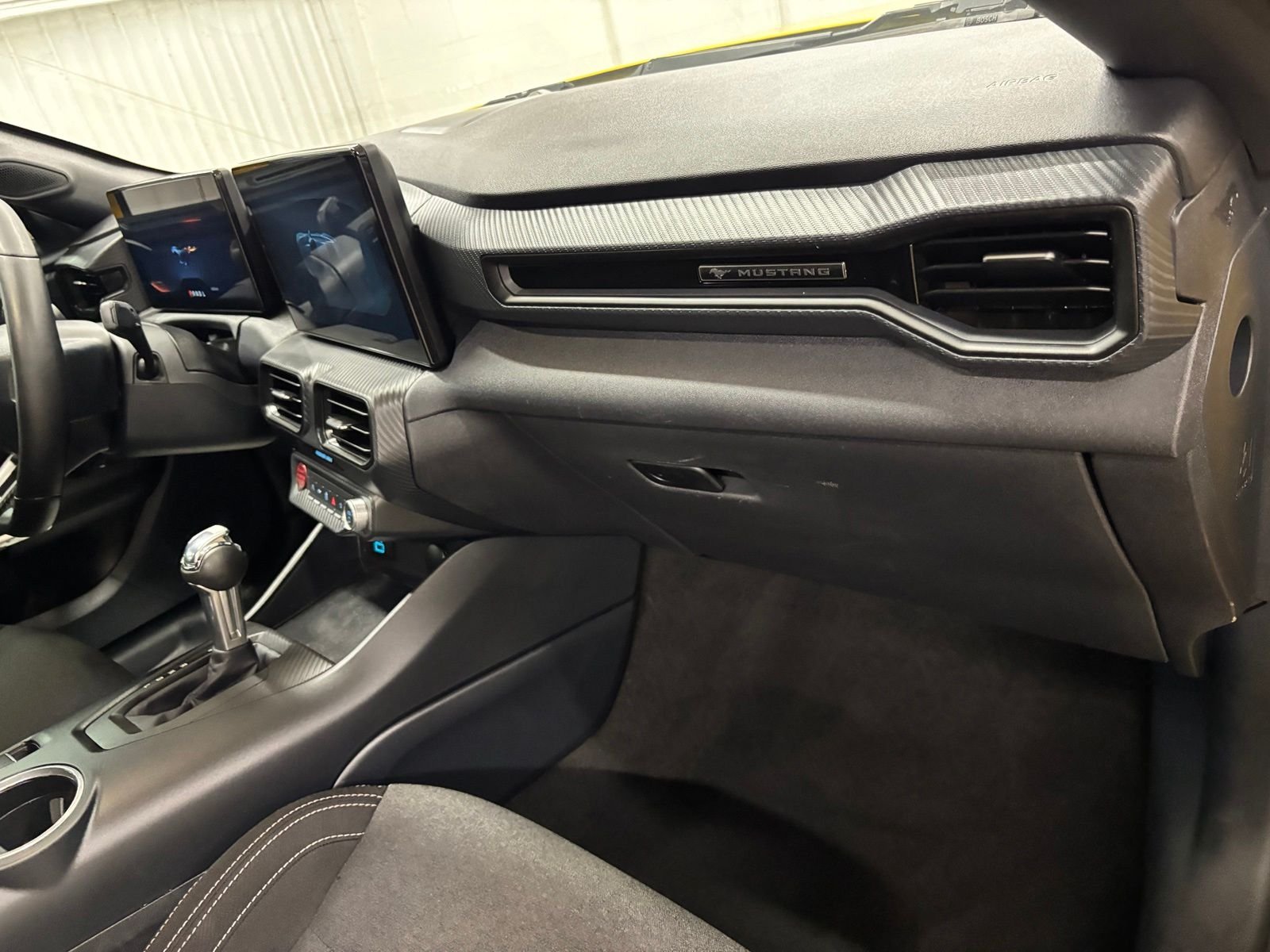 Used 2024 Yellow Ford EcoBoost image 16