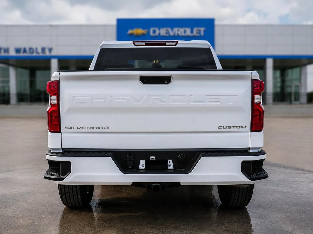 New 2026 Summit White Chevrolet Custom image 6