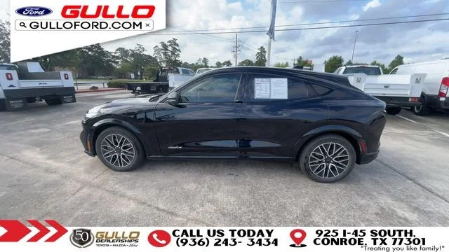 Used 2024 Shadow Black Ford Premium image 5