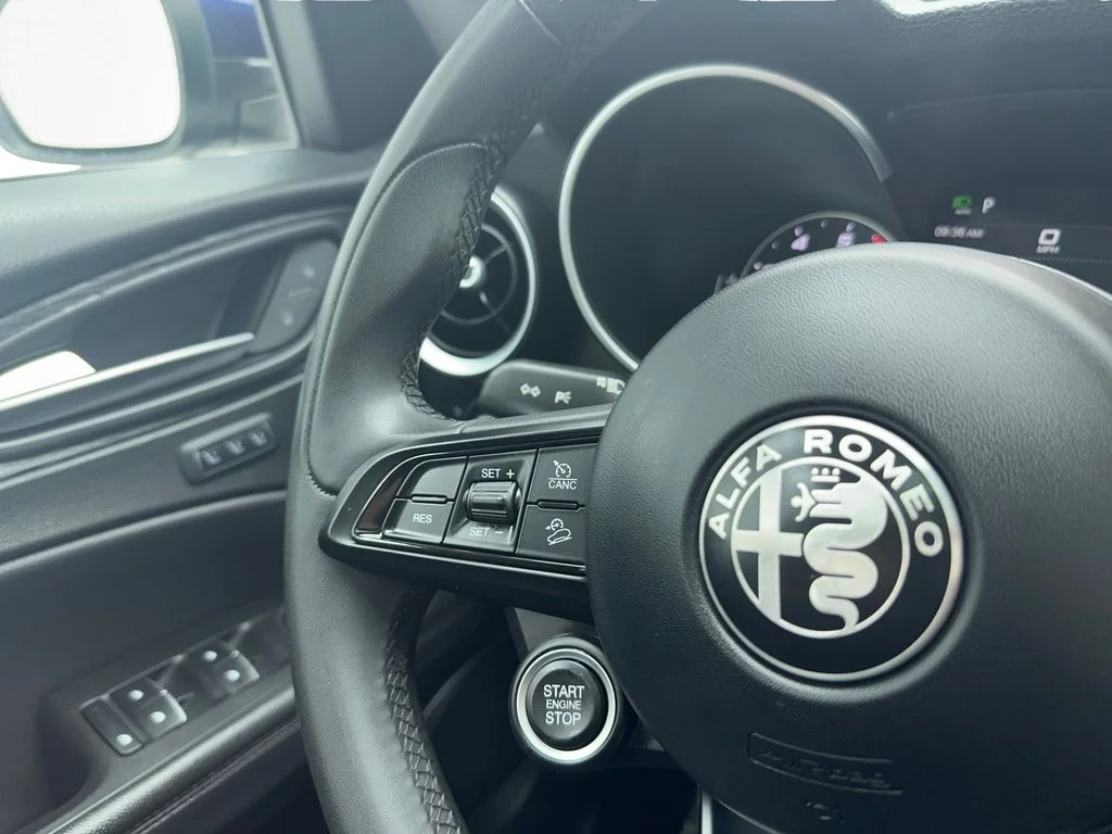 Used 2021 Blue Alfa Romeo Sprint image 42