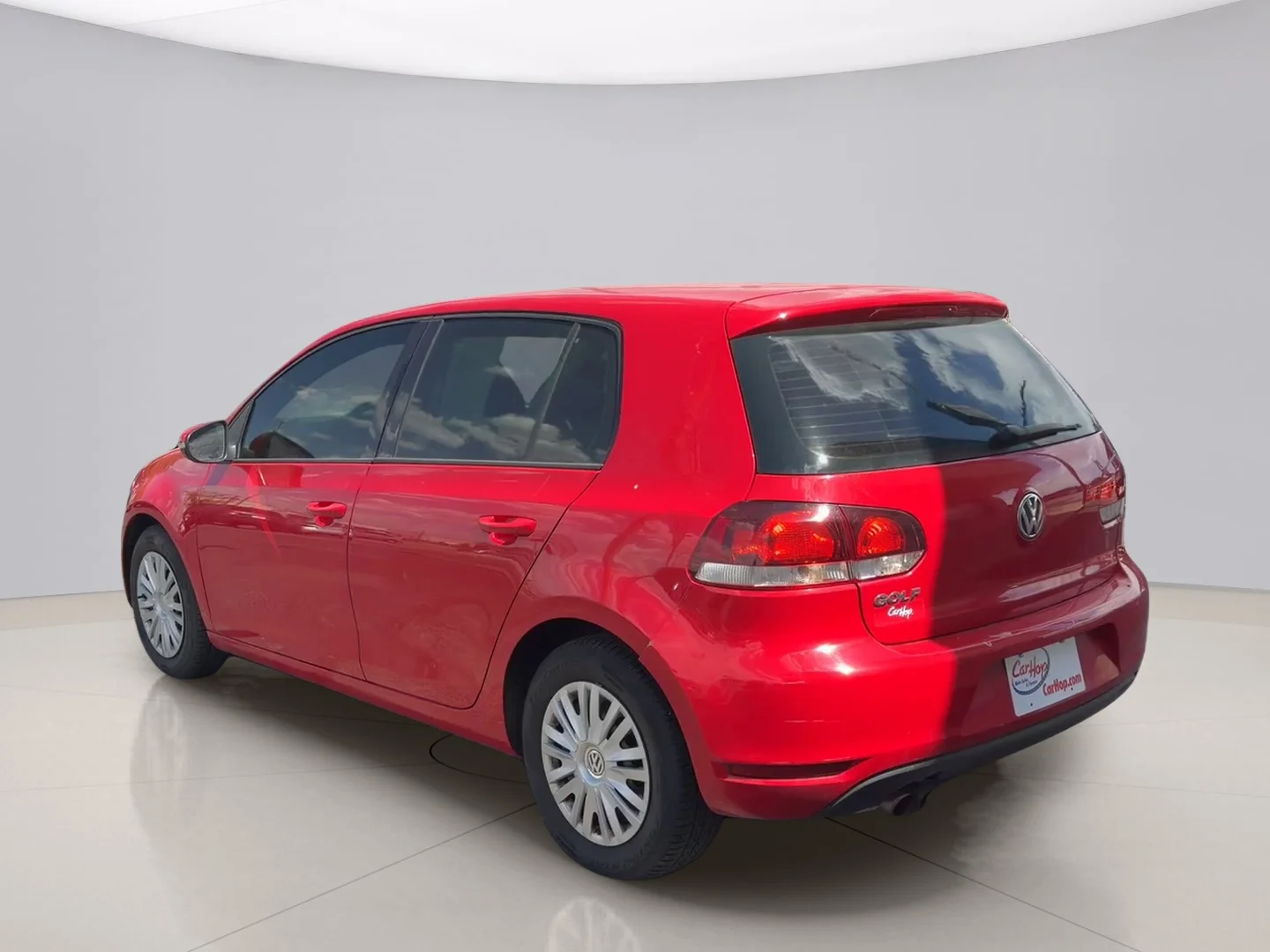 Used 2013 Red Volkswagen PZEV image 7
