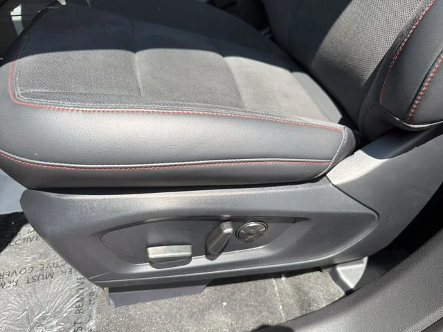 New 2026 Agate Black Metallic Ford ST image 29