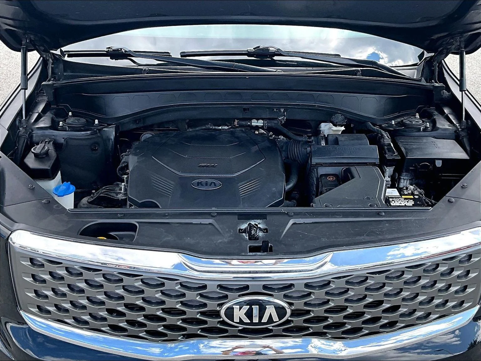 Used 2020 Black Kia EX image 11