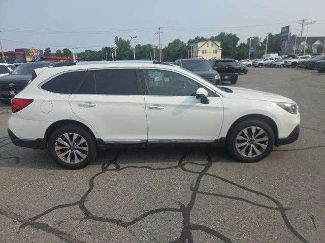 Used 2019 White Subaru 2.5i image 6
