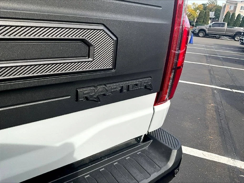 Used 2026 Avalanche Ford Raptor image 27