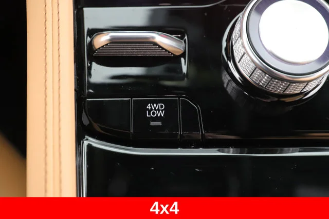 Used 2025 White/off-white Jeep Summit Reserve image 29