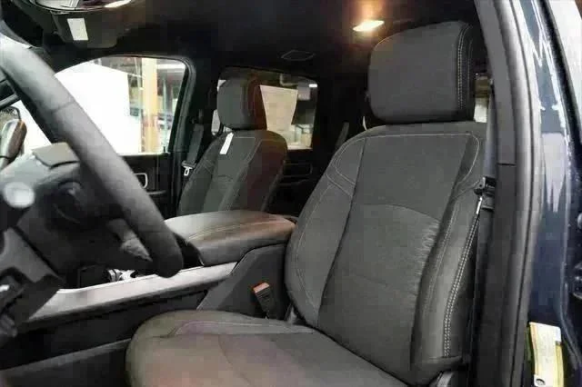 2026 RAM 2500 Big Horn - Photo 23
