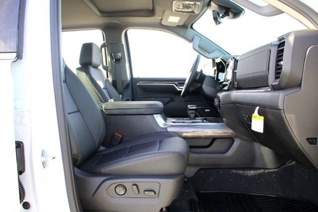 2026 Chevrolet Silverado 1500 LTZ - Photo 14
