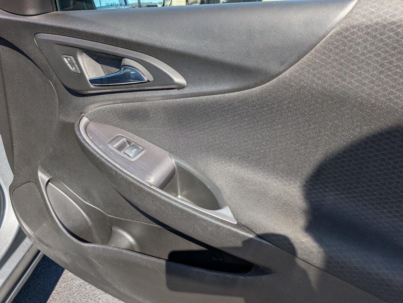 Used 2023 STERLING GRAY METALLIC Chevrolet LT image 38