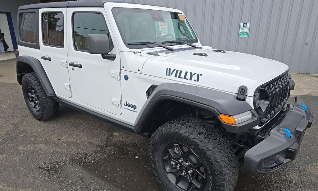 Used 2024 White Jeep Willys 4xe image 3