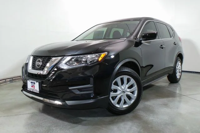 2017 Nissan Rogue S FWD's photo