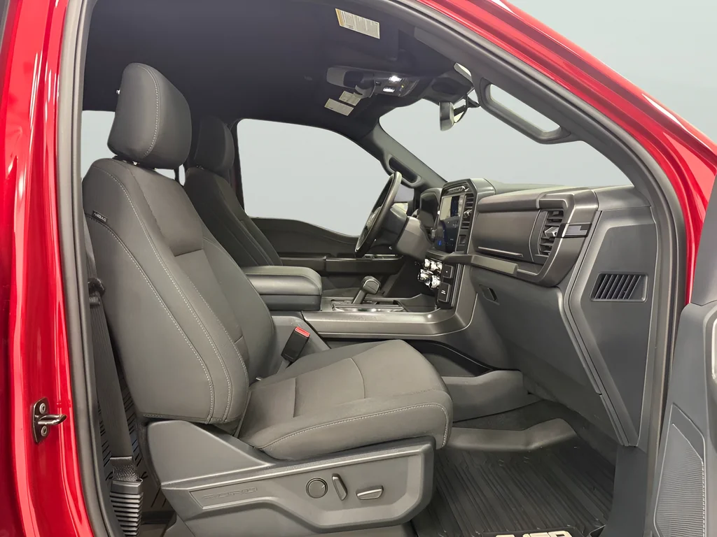 Used 2024 Red Ford XLT image 14