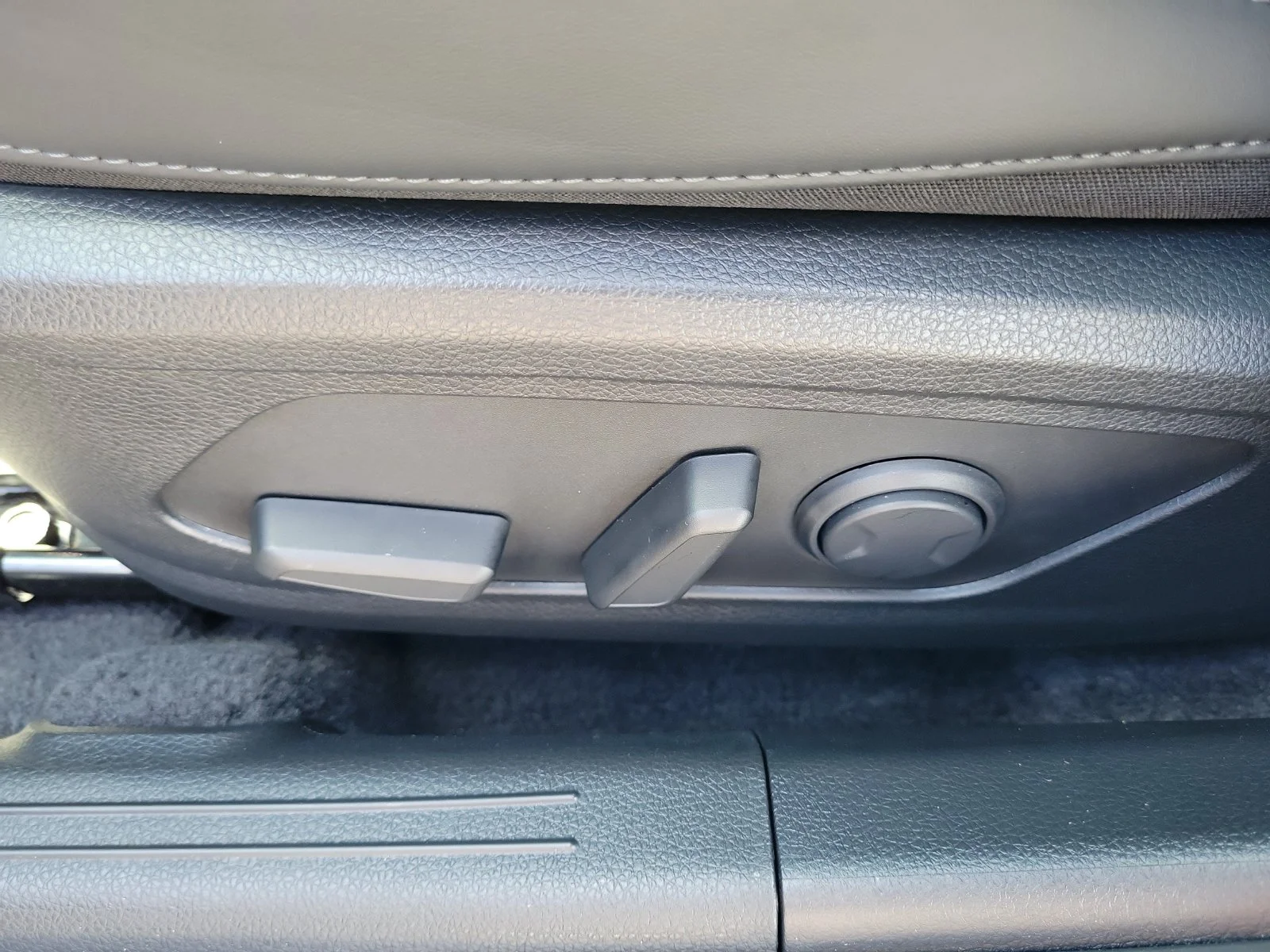 Certified Used 2026 Gray Kia GT-Line image 18