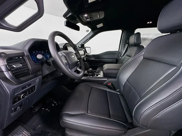New 2026 Oxford White Ford Lariat image 22