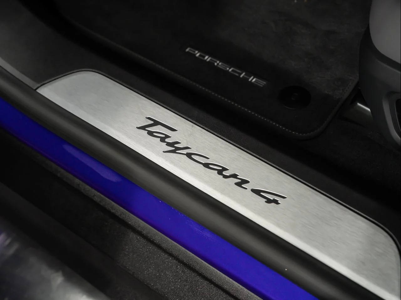 2025 Porsche Taycan Base - Photo 25