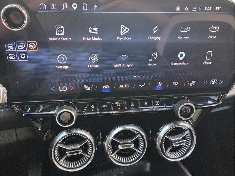 2024 Chevrolet Blazer EV LT - Photo 24