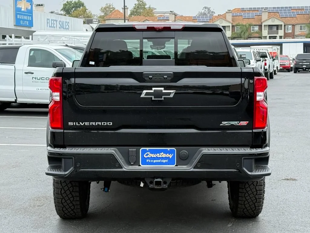 2026 Chevrolet Silverado 1500 ZR2 - Photo 6