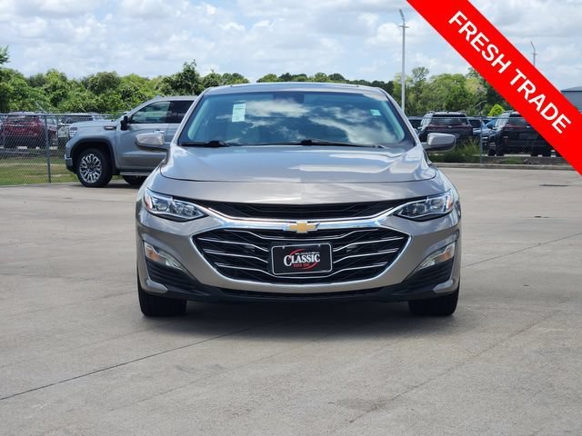 Used 2024 Mineral Gray Metallic Chevrolet 2LT image 2