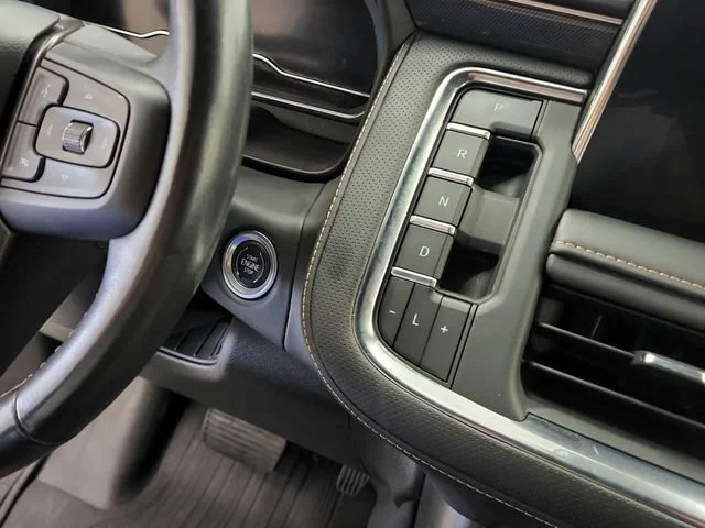 2023 GMC Yukon AT4 - Photo 29