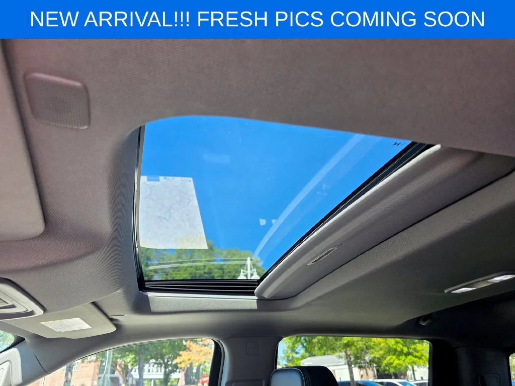 Used 2024 Downpour Metallic GMC Denali image 9