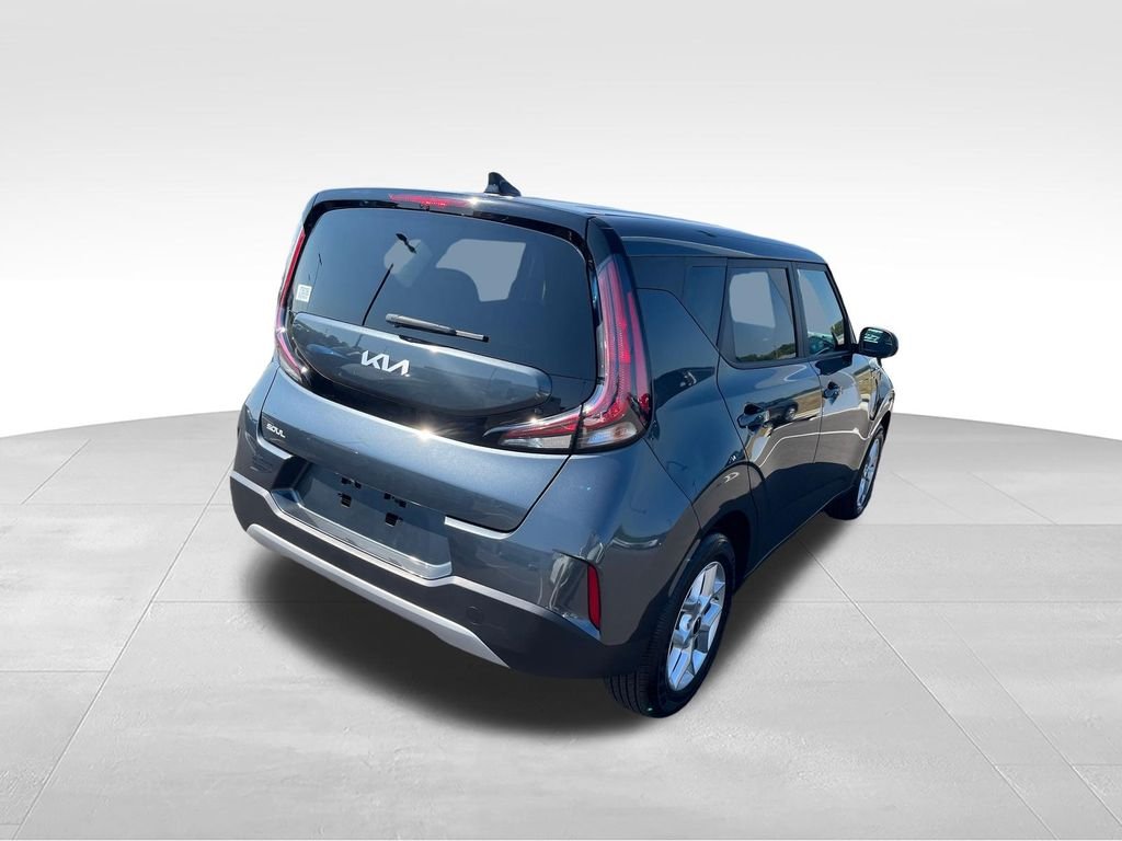 Used 2025 Gray Kia LX image 5