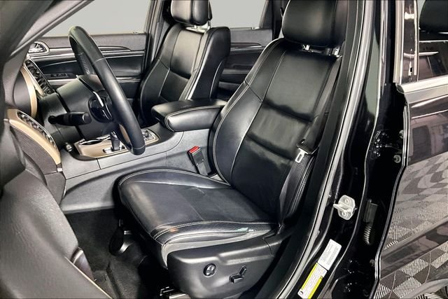 Used 2014 Black Jeep Limited image 20