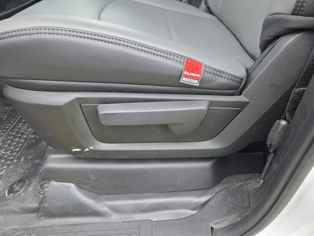 2026 RAM 2500 Tradesman - Photo 13