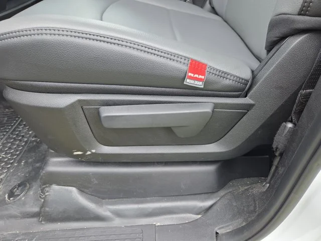 2026 RAM 2500 Tradesman - Photo 13
