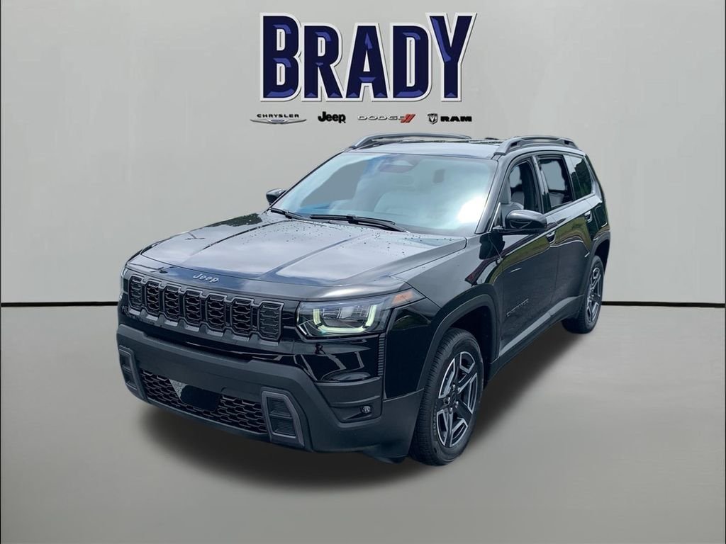 New 2026 Diamond Black Crystal Pearl-Coat Exterior Paint Jeep Laredo image 3