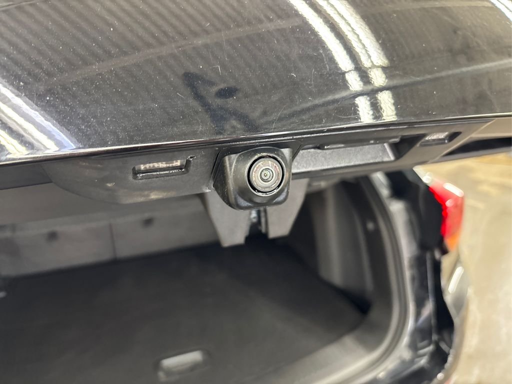 Used 2023 Black Buick Essence image 16