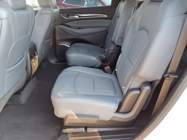 2020 Buick Enclave Essence - Photo 9