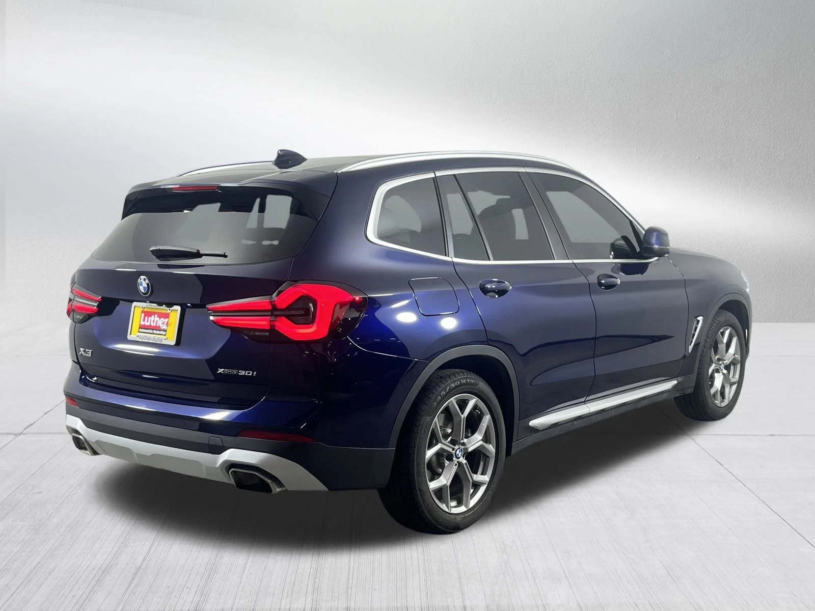 Certified Used 2023 Tanzanite Blue II Metallic BMW xDrive30i image 7