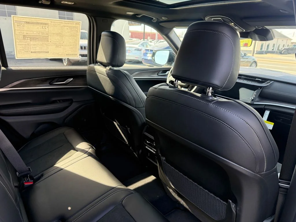 New 2026 Silver Jeep Laredo image 10