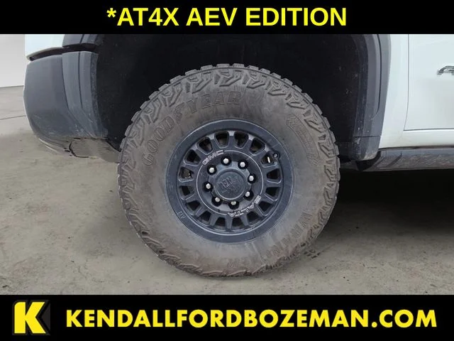 Used 2025 Summit White GMC AT4X image 9