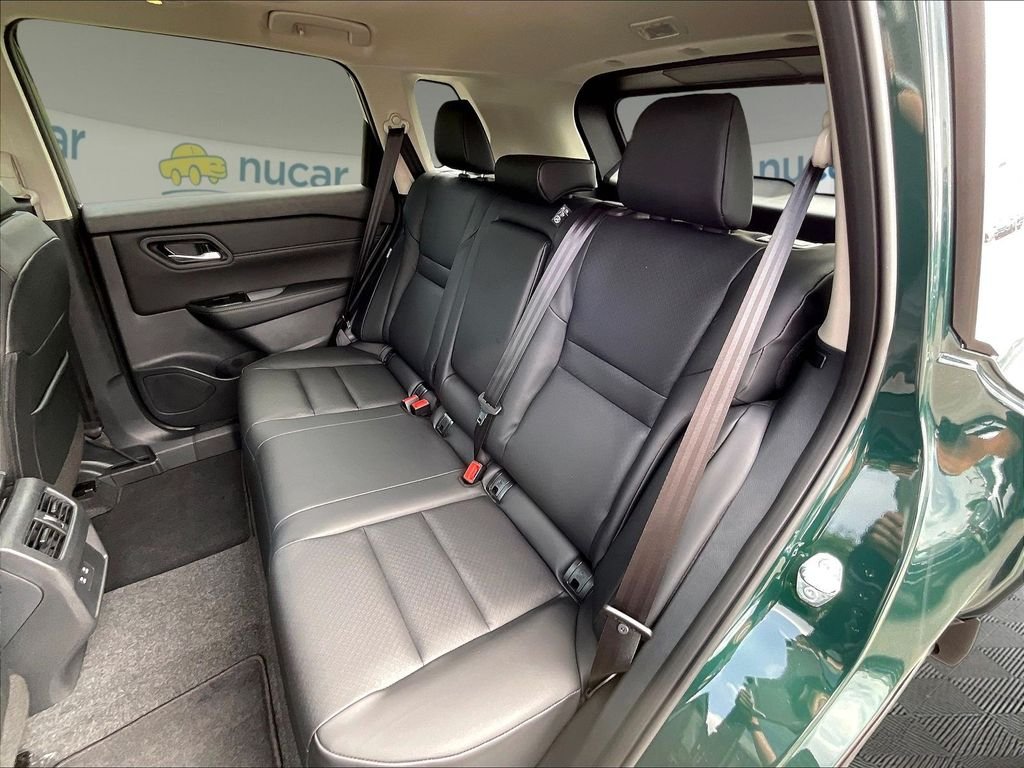 2026 Nissan Rogue Dark Armor - Photo 15