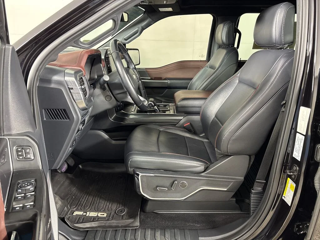 Certified Used 2023  Ford Lariat image 31