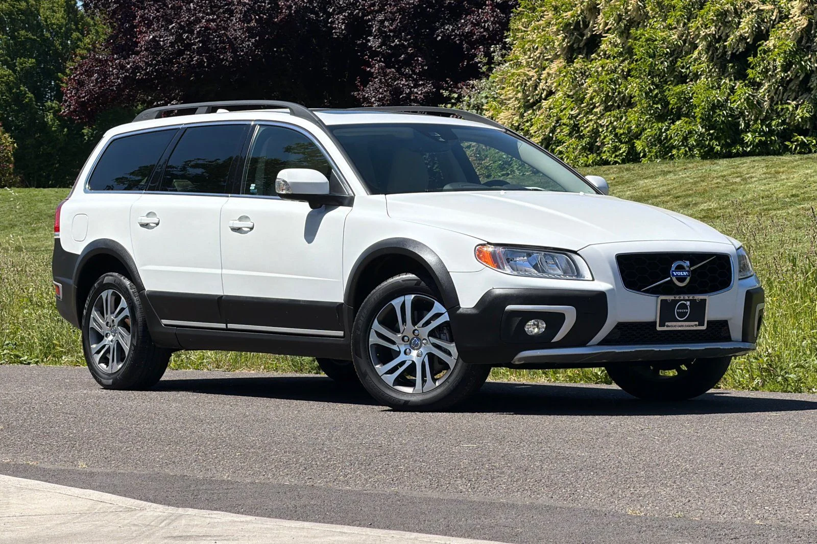 2015 Volvo XC70 T5 Drive-E FWD Premier's photo
