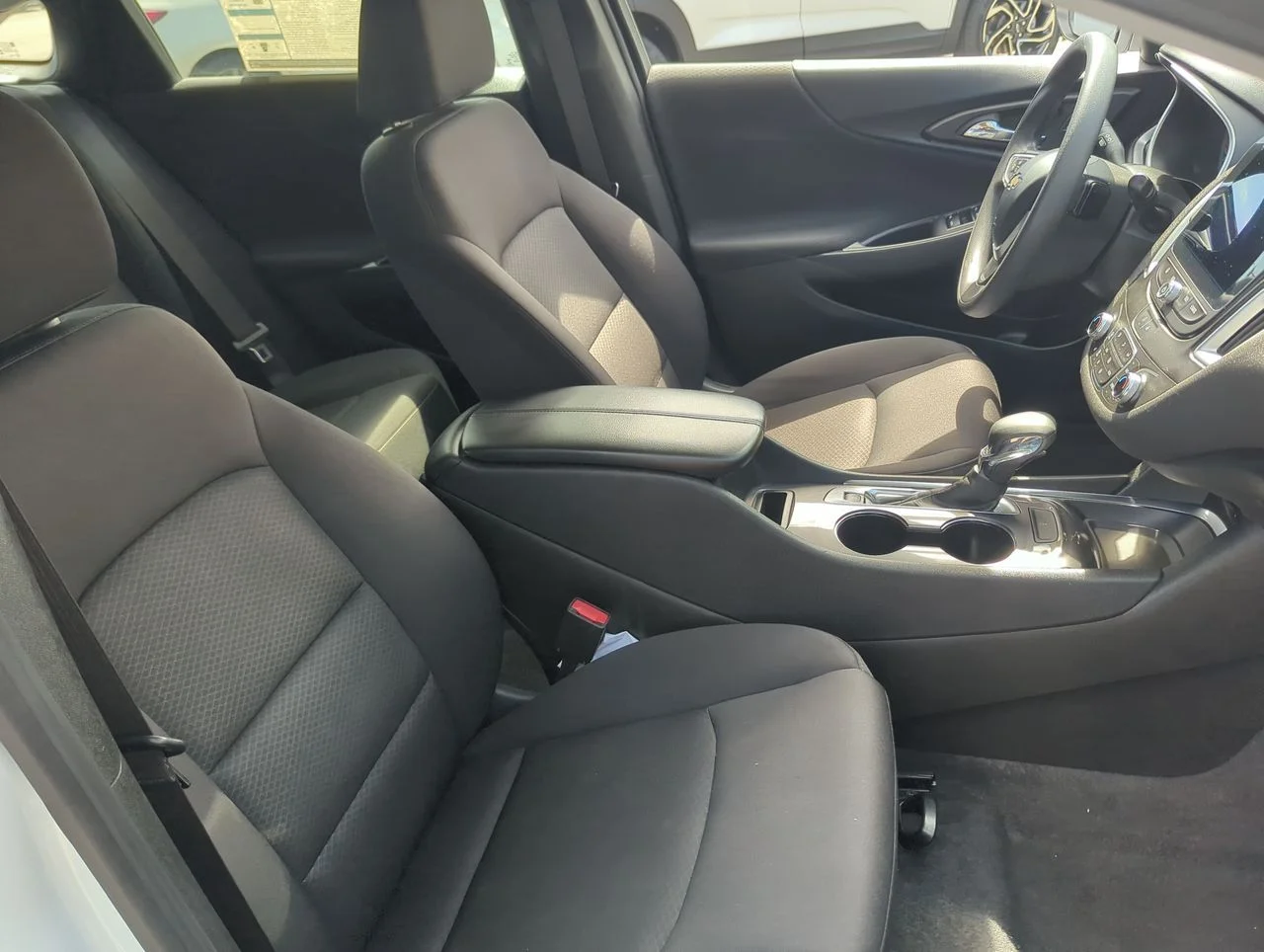 Used 2023 Summit White Chevrolet LT image 27