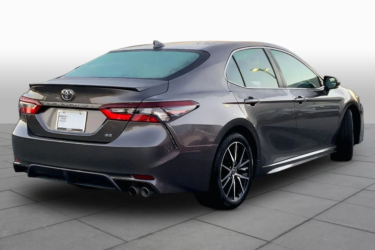 Used 2022 Predawn Gray Mica Toyota SE image 11
