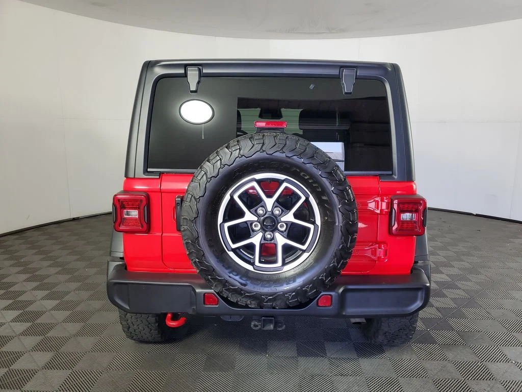 Used 2025 Red Jeep Rubicon image 5