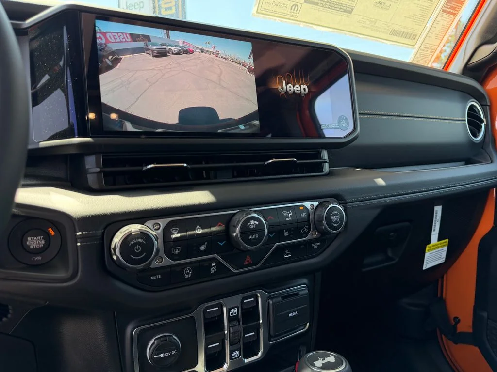 New 2025 Joose Exterior Paint Jeep Sahara image 18