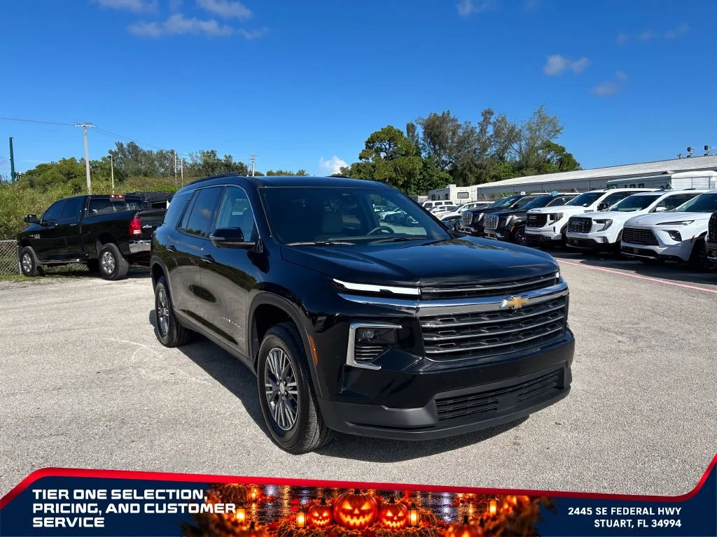 Used 2026 Mosaic Black Metallic Chevrolet LT image 3