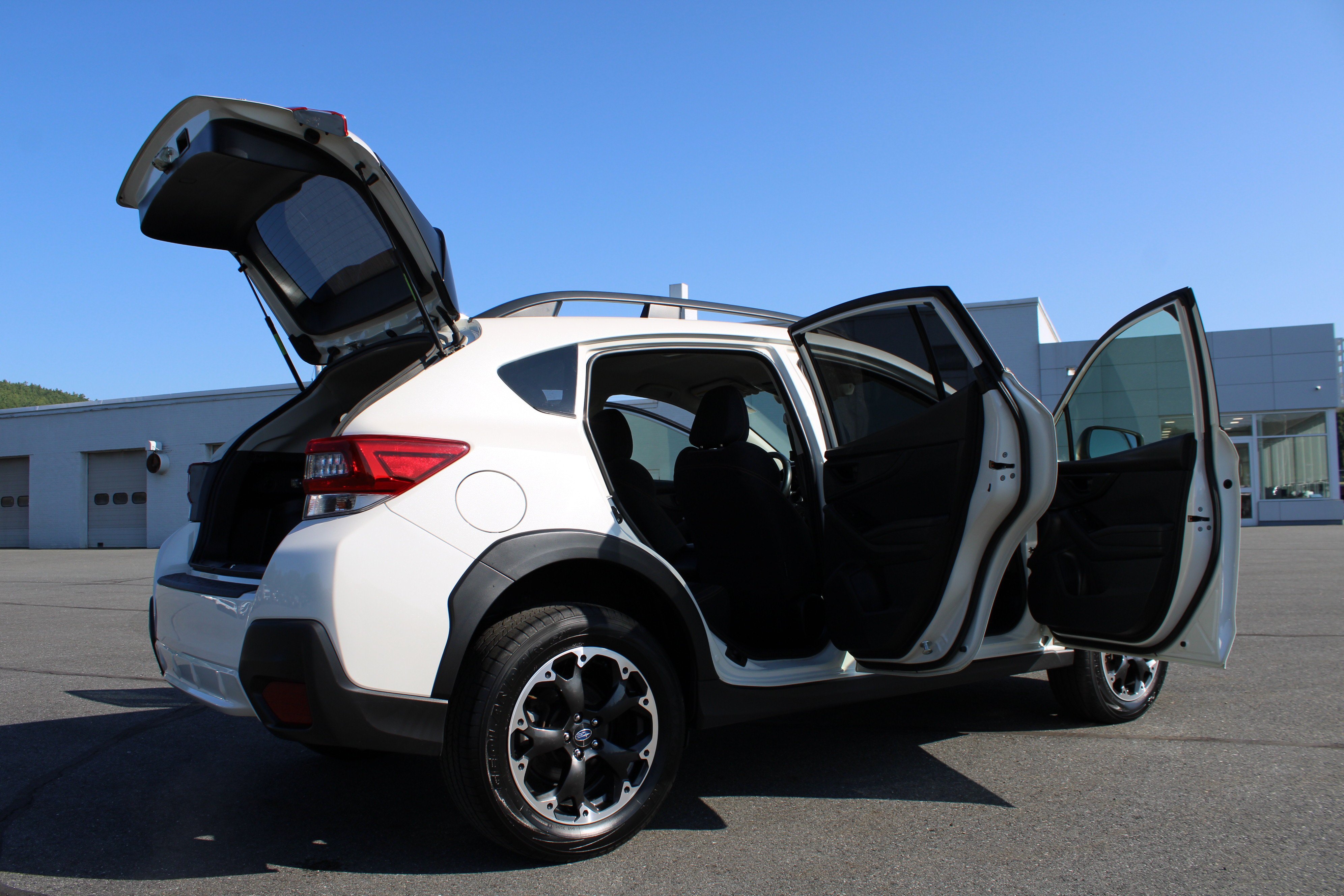 Used 2023 Crystal White Pearl Subaru Premium image 16