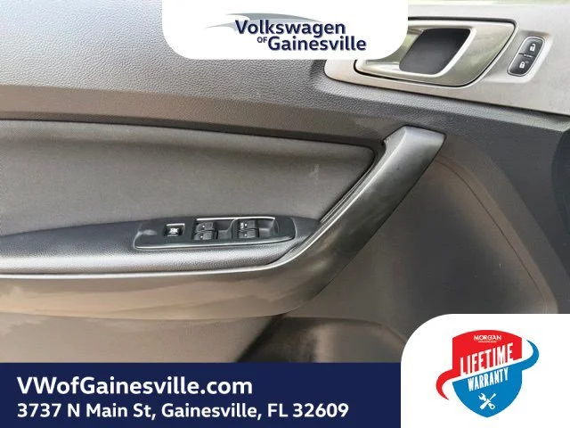 Used 2019 Magnetic Ford XLT image 12