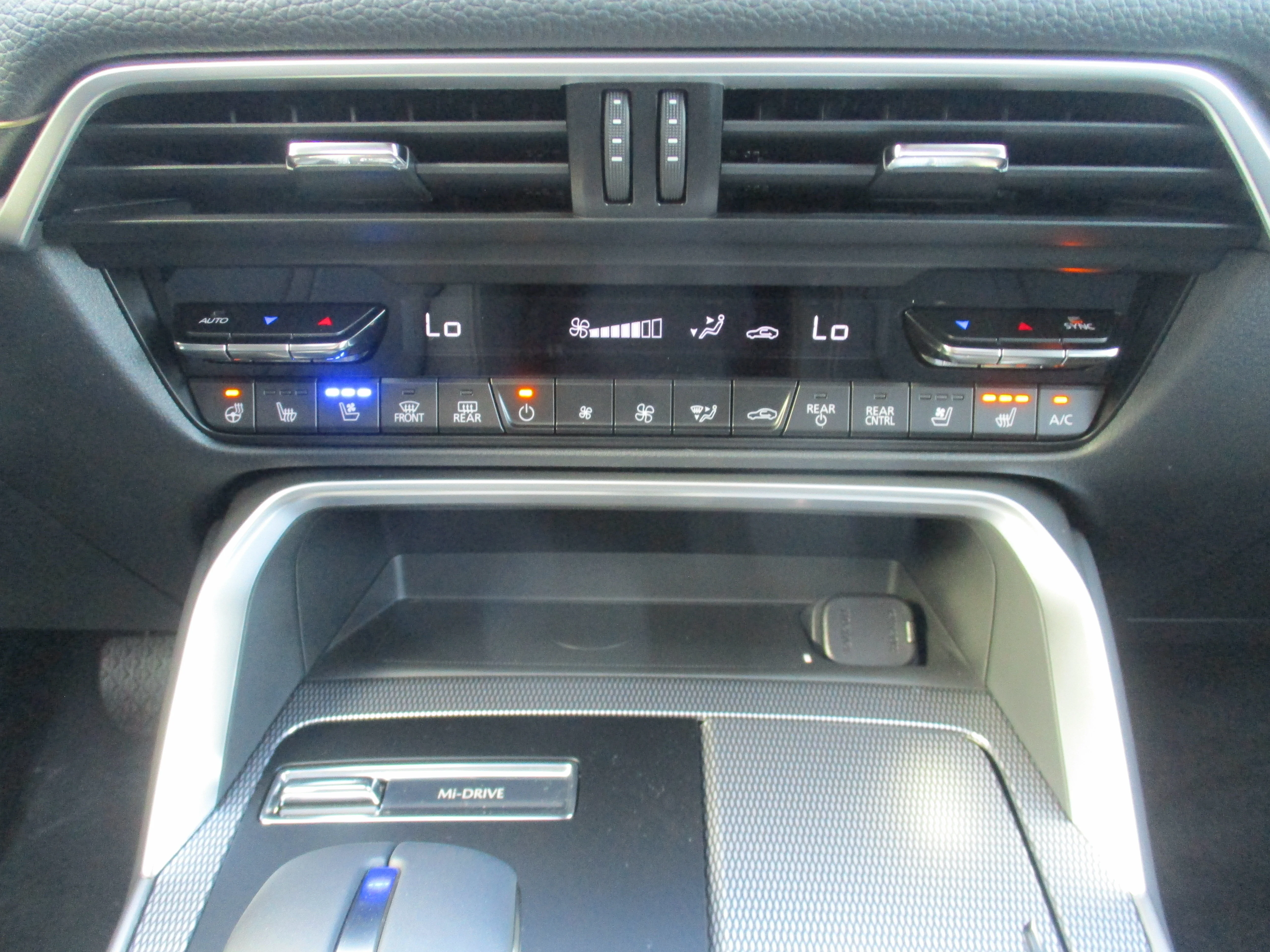 New 2026 Deep Crystal Blue Mica Mazda 3.3 Turbo Preferred AWD image 13