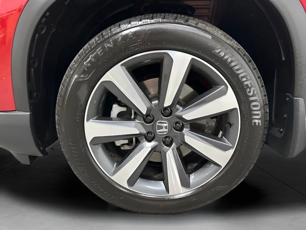 Certified Used 2025 Radiant Red Metallic II Honda AWD TRG image 33
