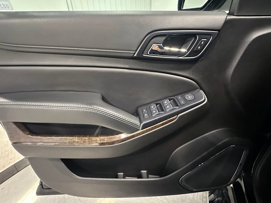 Used 2019 BLACK Chevrolet LS image 20