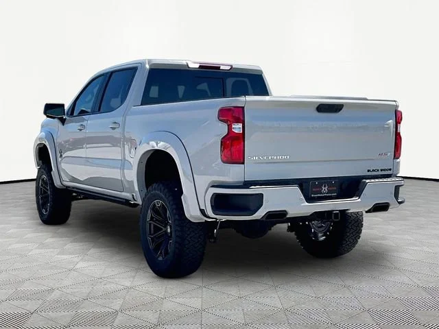 New 2026 White Sands Chevrolet RST image 4